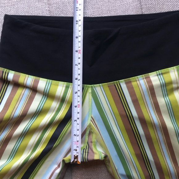 Lululemon rare pants striped bell bottoms size xs green yellow black - Picture 5 of 6